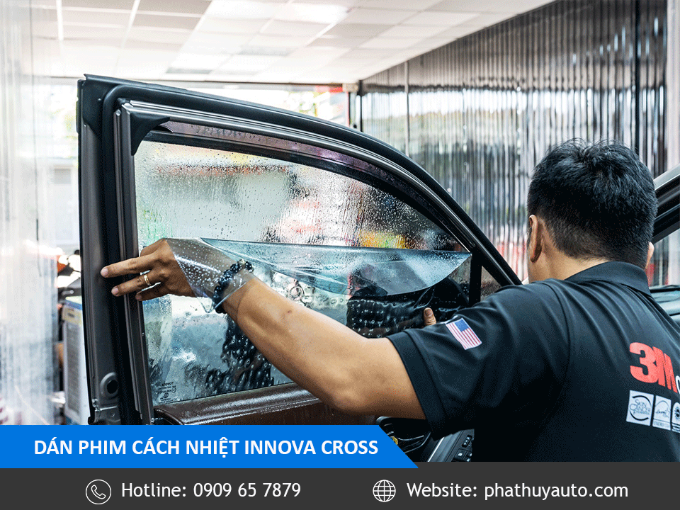 Innova Cross 2026 dán phim 3M