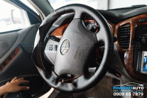 Khâu-Bọc Da Vô Lăng Toyota Highlander