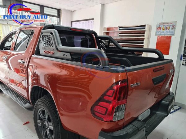 Khung Thể Thao Toyota Hilux 2021