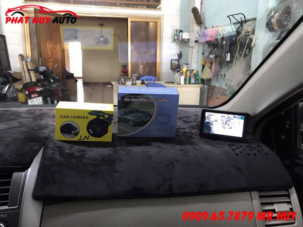 Lắp camera cập lề Toyota Altis