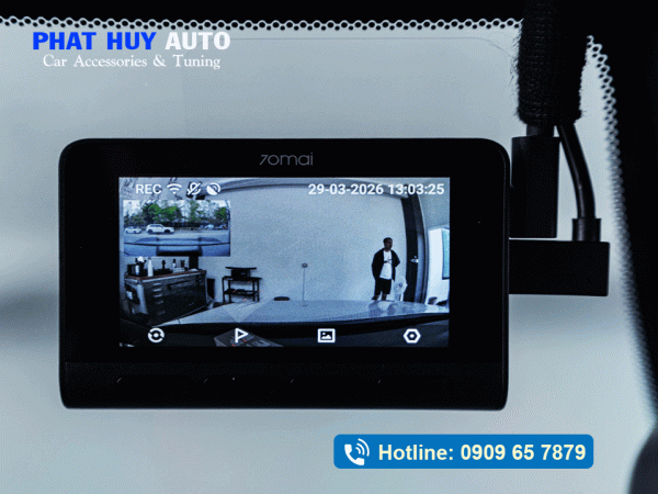 Lắp camera hành trình Limo Green