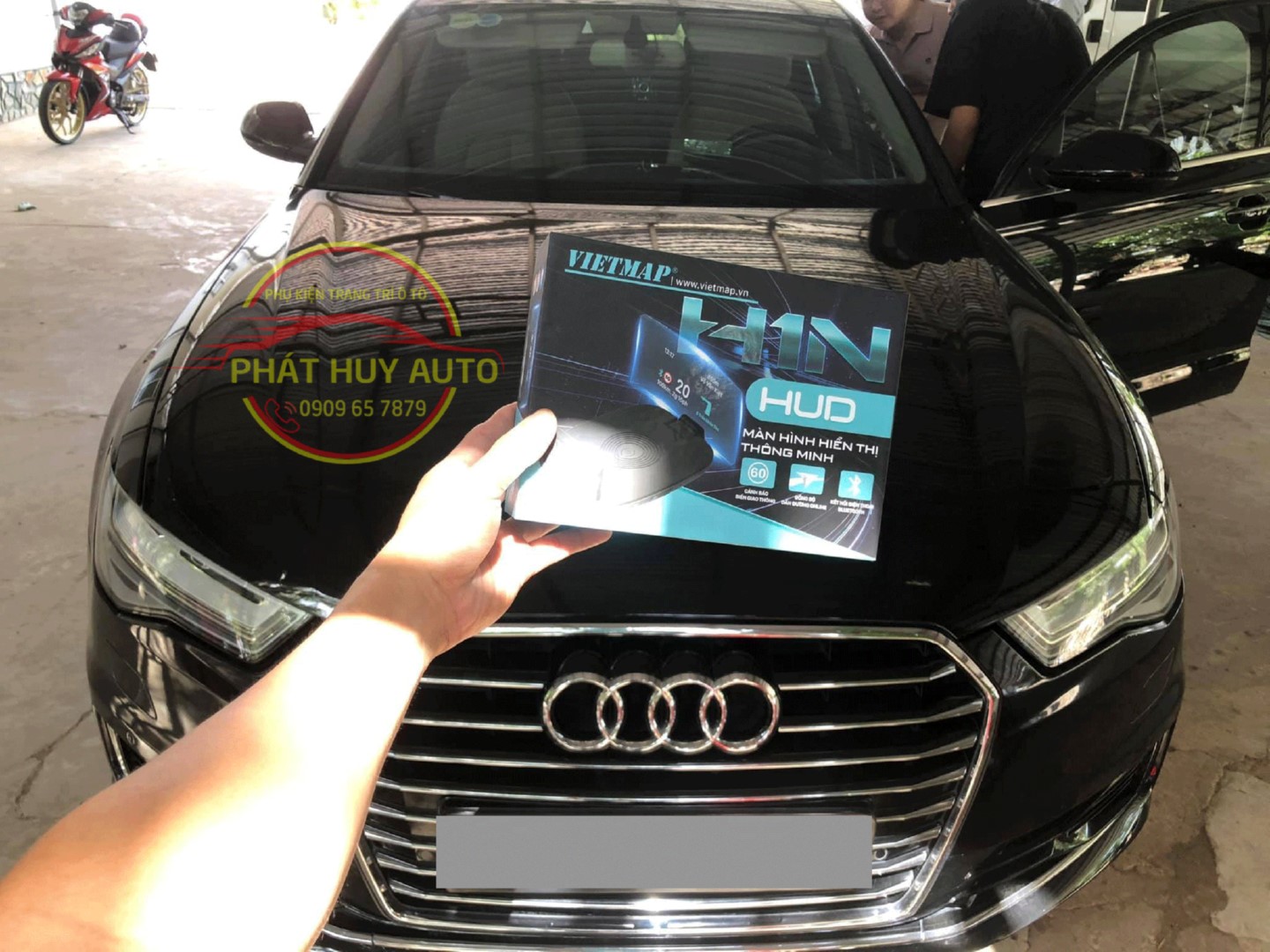 Lắp HUD H1N cho Audi A6