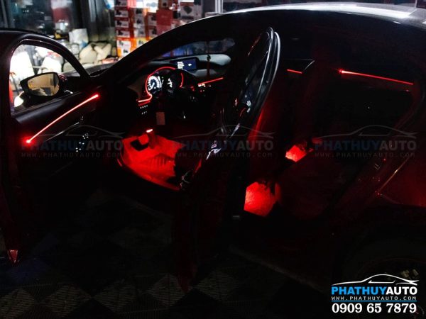 Led nội thất Mazda 3 2021