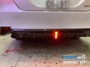 Lip chia Pô xe Camry 2021