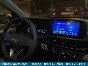 Hyundai i10 Interior & Exterior Images - i10 Pictures