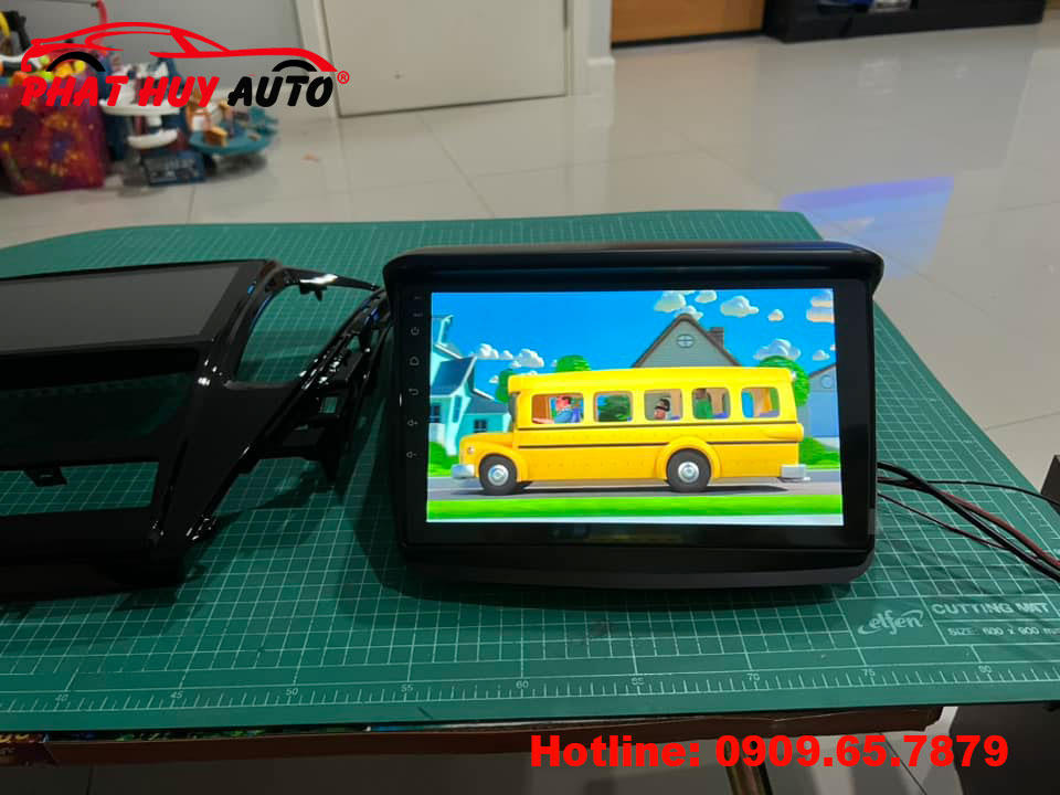 Màn hình Android Pajero Sport 2012