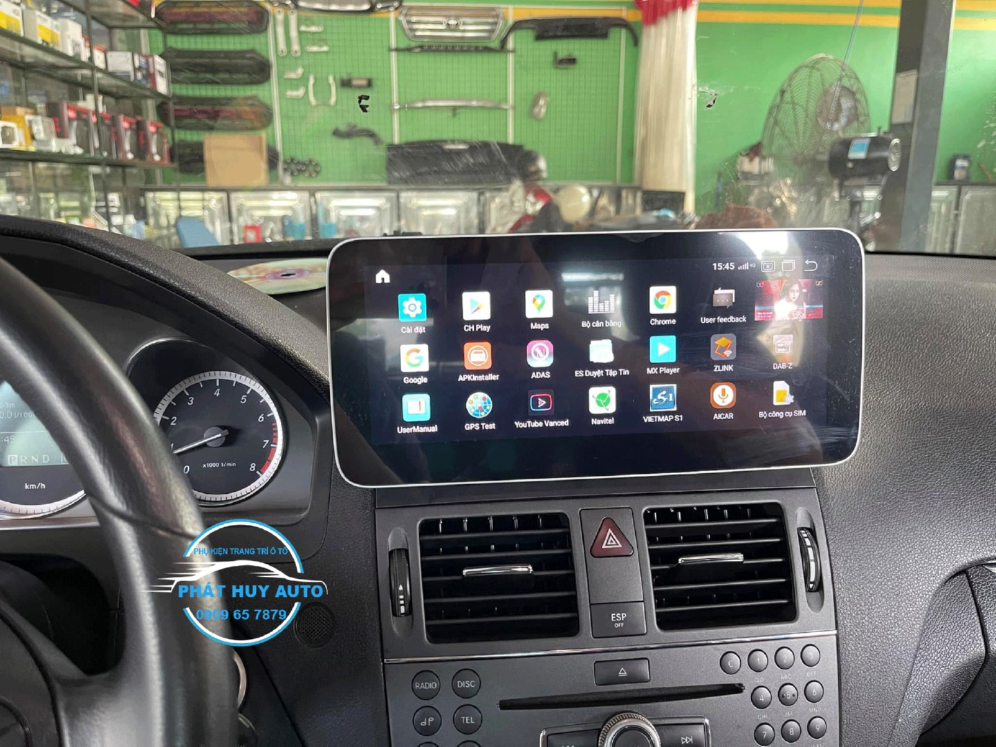 Màn hình Android xe Mercedes C250