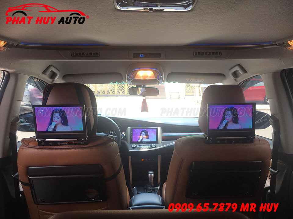 Màn hình gối đầu Toyota Innova