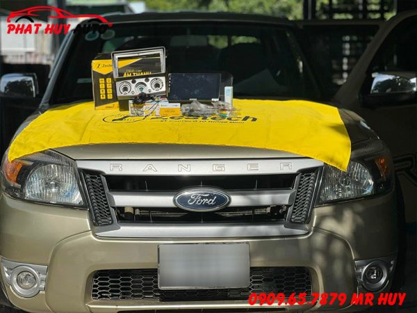 Màn hình xe Ford Ranger 2008