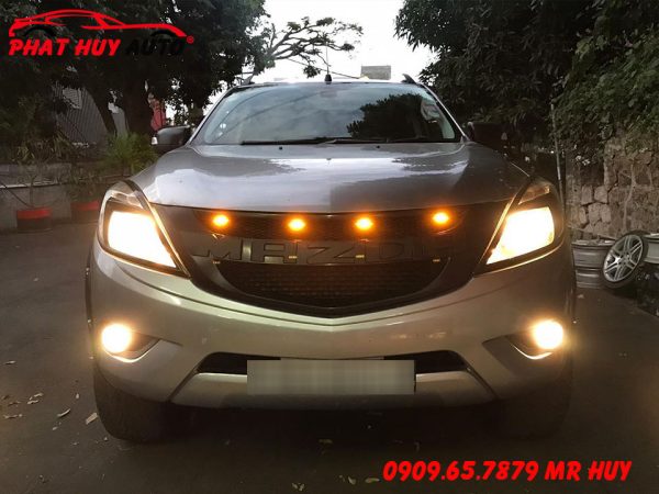 Mặt Ca Lăng Độ Mazda BT50