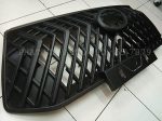 Mặt ca lăng xe Innova 2020
