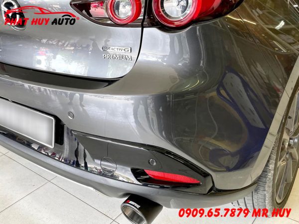 Mazda 3 2022 Độ Pô Akrapovic