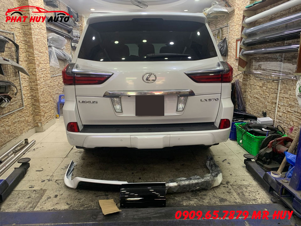 Nâng đời xe Lexus 570 2016 lên 2022