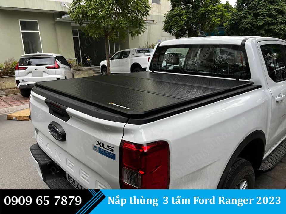 Nắp thùng 3 tấm Ranger 2023