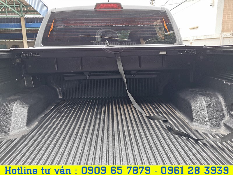Nắp Thùng Cuộn xe Ford Raptor