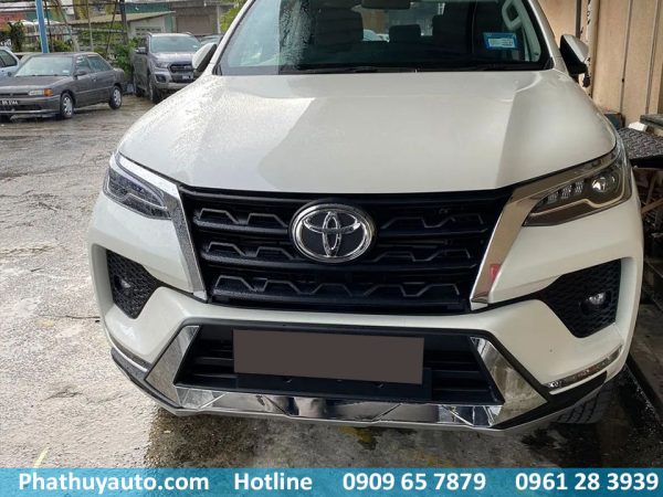 Ốp cản trước sau Fortuner 2022