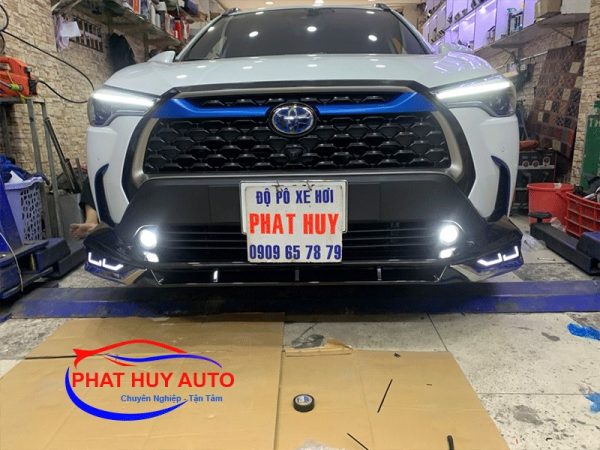 Ốp cản trước sau Toyota Cross