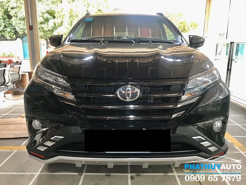 Ốp cản trước/sau Toyota Rush 2021