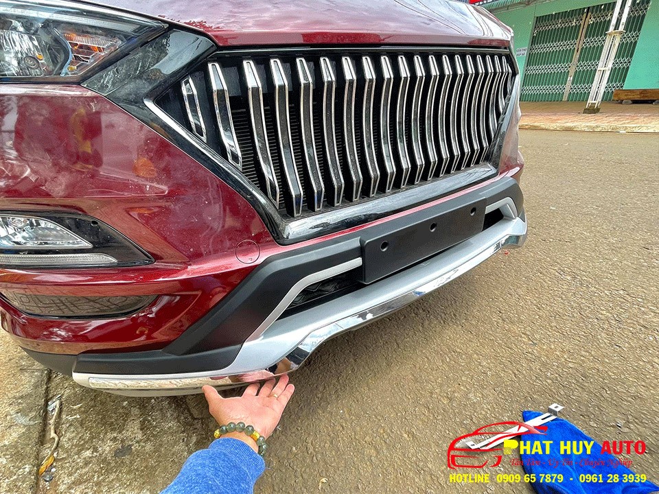 Ốp cản trước xe Hyundai Tucson