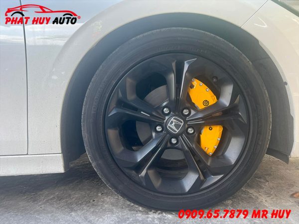 Ốp Heo Dầu Brembo Civic 2022