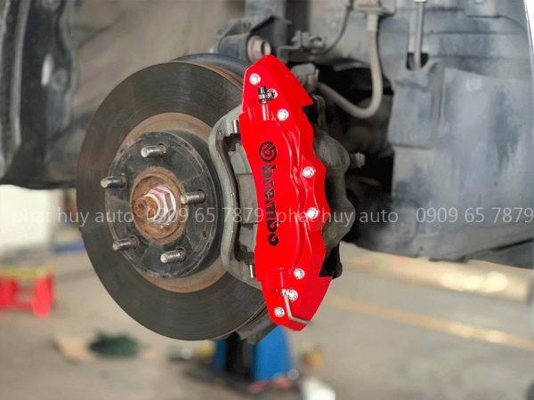 Ốp má phanh Brembo xe Accent