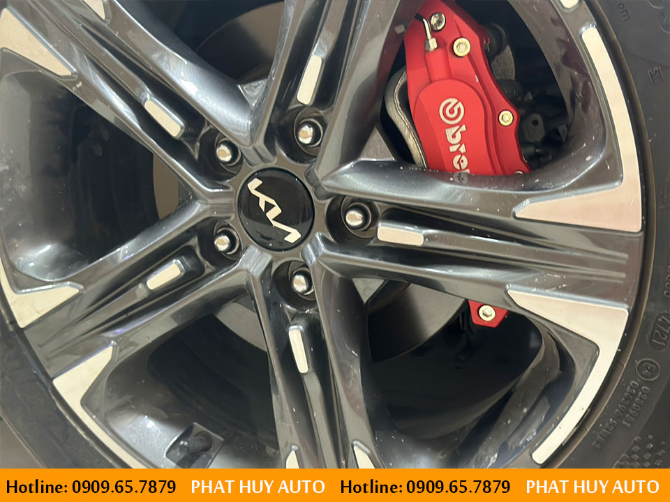 Ốp phanh Brembo Kia K5 2022