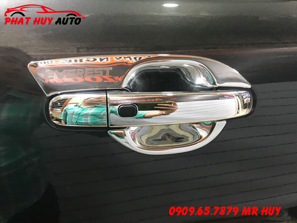 Ốp Tay Chén Cửa Everest 2022