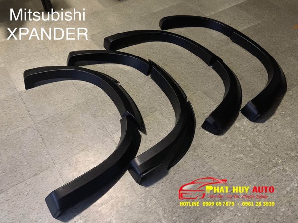 Ốp viền cua lốp Mitsubishi Xpander