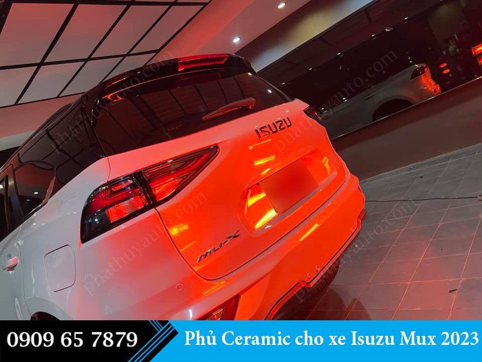 Phủ ceramic cho Isuzu Mux 2023