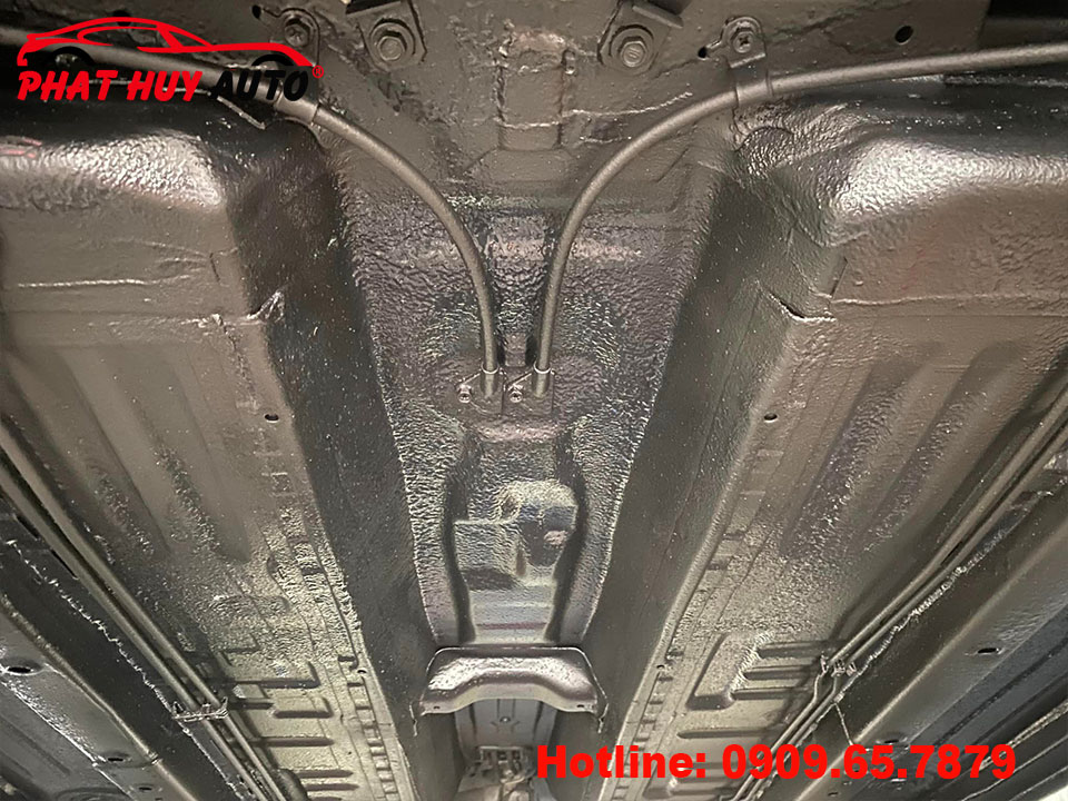 Sơn phủ gầm xe Suzuki Celerio