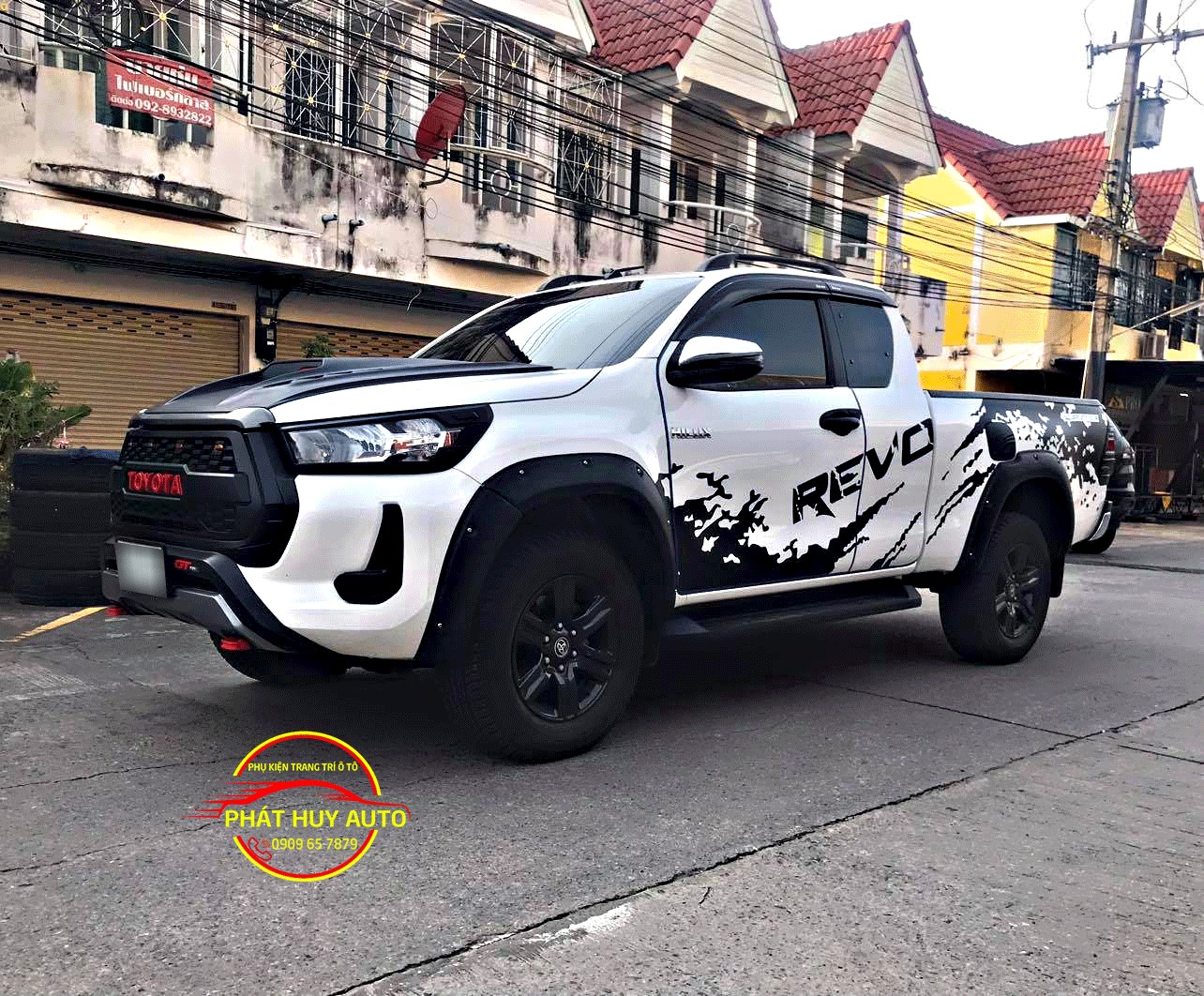 Tem xe bán tải Hilux đẹp