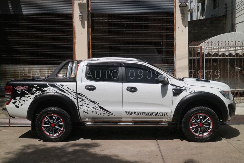 Thanh giá nóc xe Ford Ranger