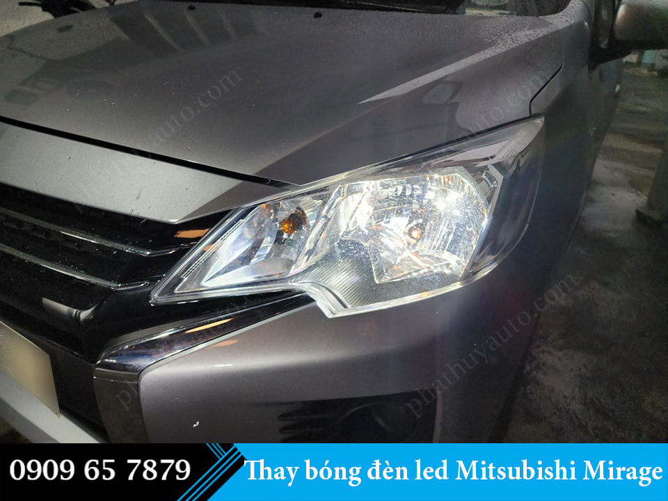 Thay bóng đèn xe Mitsubishi Mirage