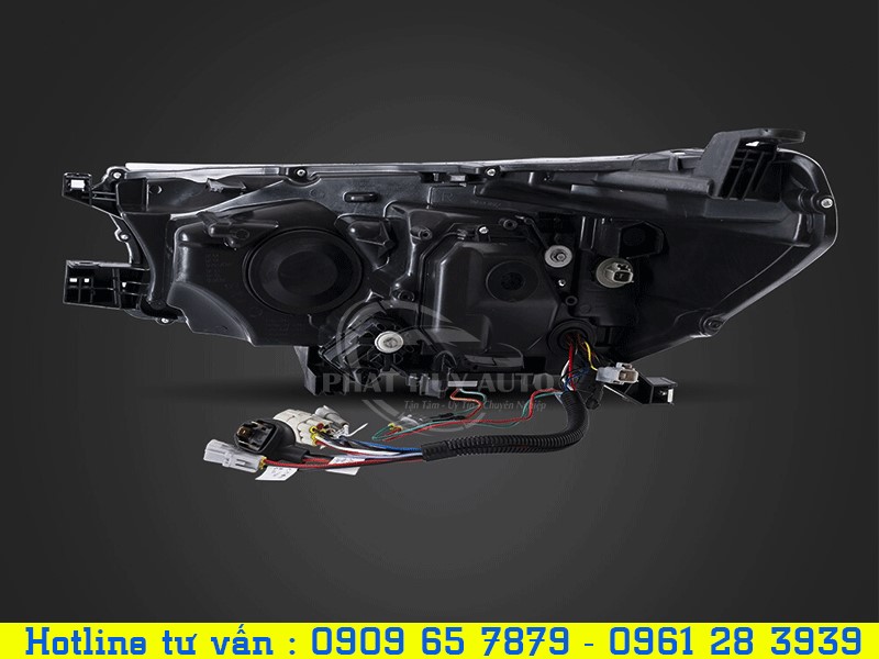 Thay Đèn Pha Nguyên Cụm Hilux