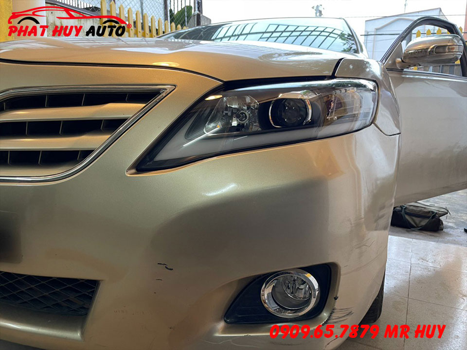 Thay Đèn Pha Nguyên Cụm Toyota Camry 2009-2010