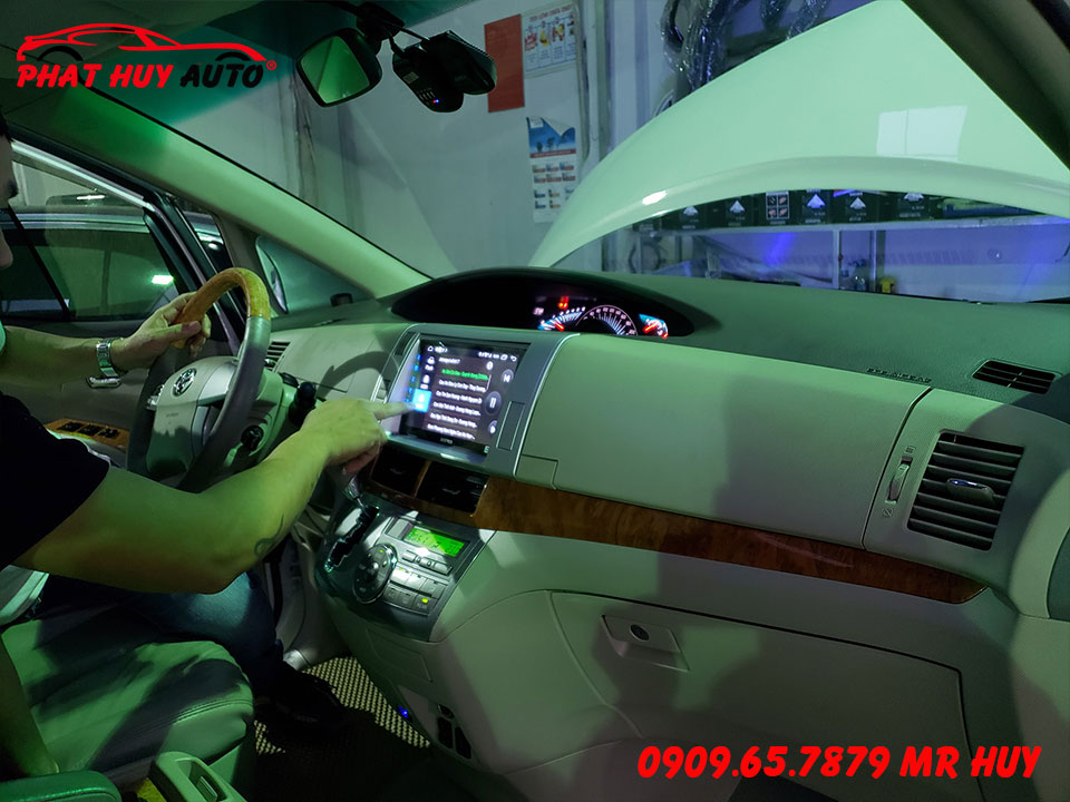 Thay màn hình android Toyota Previa