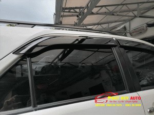 Vè che mưa đen xe Fortuner